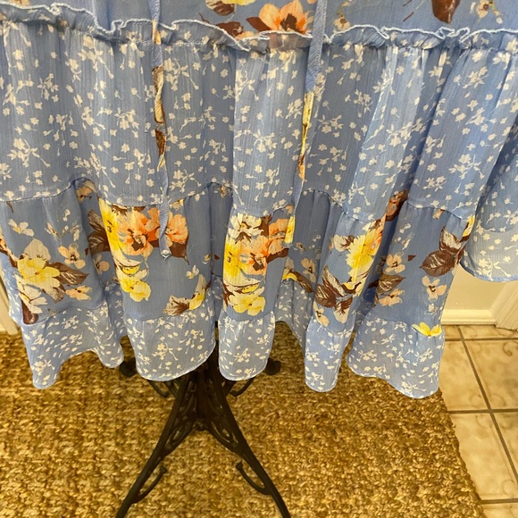 Cato Mixed Floral Print Patchwork Tiered Top Bell Sleeves 18/20W 18W 20 W - Picture 6 of 13